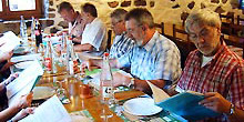 Vogesen 2009 (Bild: Abendessen in der Kserei)